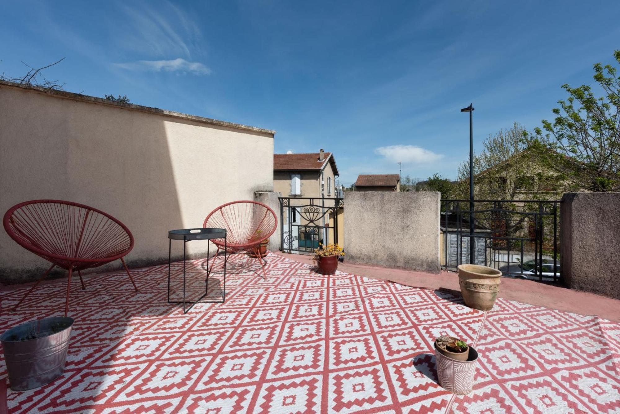 Demeure Urbaine Romans-sur-Isère Exterior foto